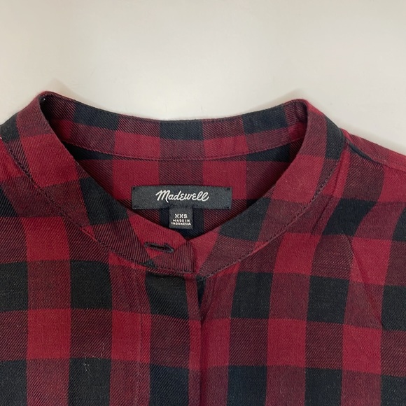 Madewell soft & lightweight flannel covered button peplum top. Maroon/black XXS - Picture 4 of 7